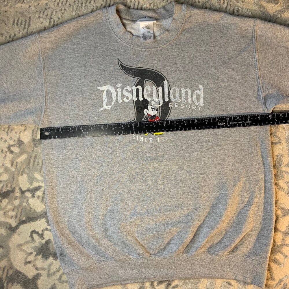 Vintage Sz Medium Grey Disney Disneyland Mickey Sweatshirt